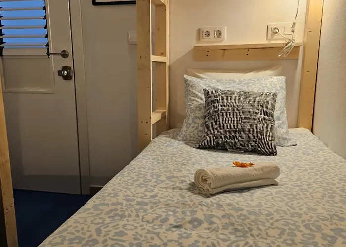 Fuerteventura Vacations And Blue Mango Surf&fitness Center At Charco Hotel Puerto del Rosario (Fuerteventura)